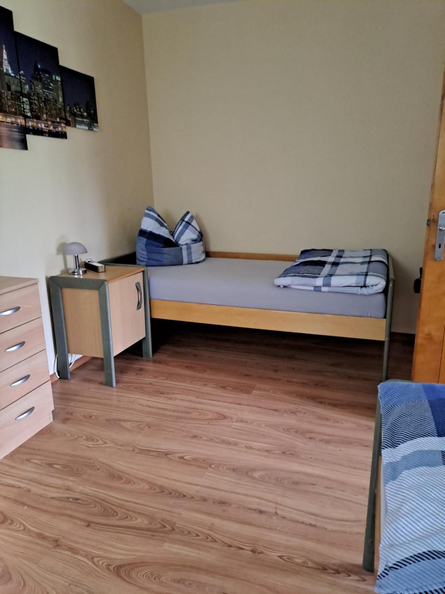Monteur- Und Ferienwohnung In Hainichen - Obergeschoss Oder Dachgeschoss - Familie Weber Bockendorf ภายนอก รูปภาพ
