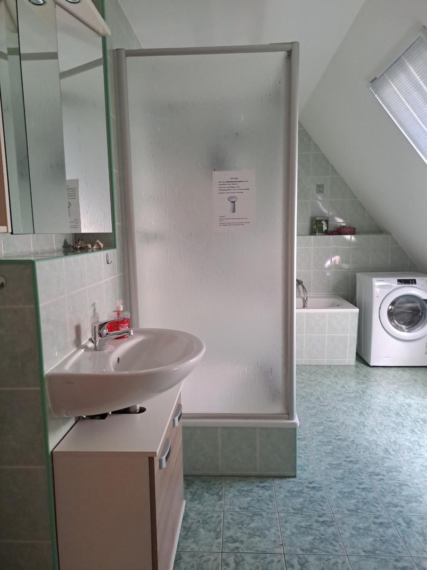 Monteur- Und Ferienwohnung In Hainichen - Obergeschoss Oder Dachgeschoss - Familie Weber Bockendorf ภายนอก รูปภาพ