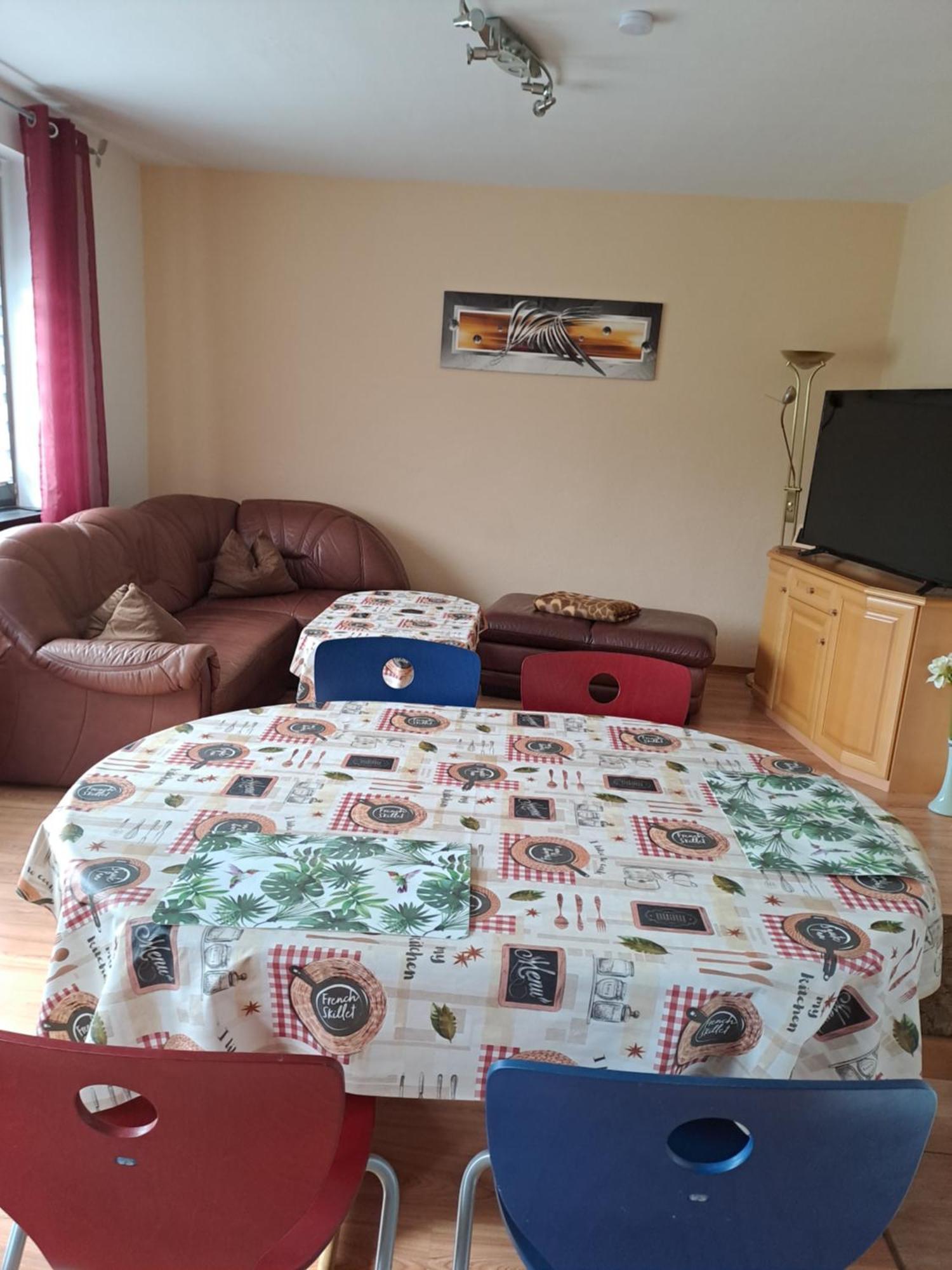 Monteur- Und Ferienwohnung In Hainichen - Obergeschoss Oder Dachgeschoss - Familie Weber Bockendorf ภายนอก รูปภาพ