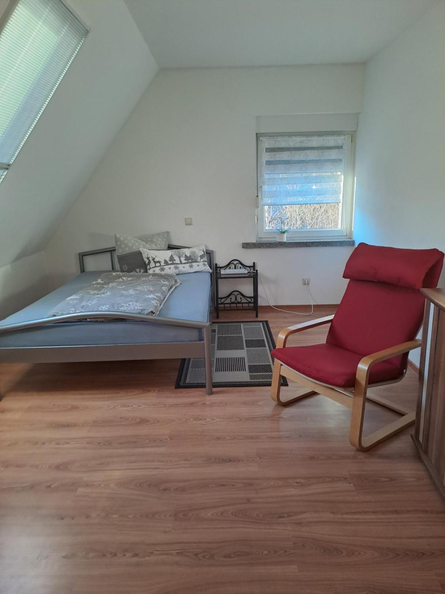 Monteur- Und Ferienwohnung In Hainichen - Obergeschoss Oder Dachgeschoss - Familie Weber Bockendorf ภายนอก รูปภาพ